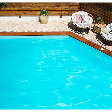 Feriehus Carolina Con Piscina